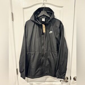 Nike Women's Sportswear Essential Repel Hooded Rain Jacket - DM6179-010, Size XL